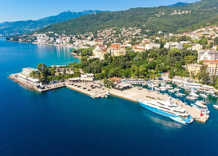 Carnaro Apartment